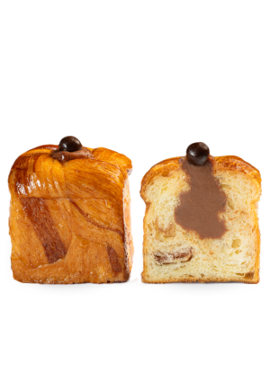 Даніш з шоколадно-фундучним ганашем